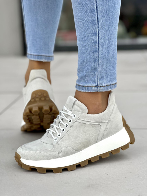 Wygodne jasno-szare sneakersy damskie, skóra naturalna welurowa Wygodne jasno-szare sneakersy damskie, skóra naturalna welurowa