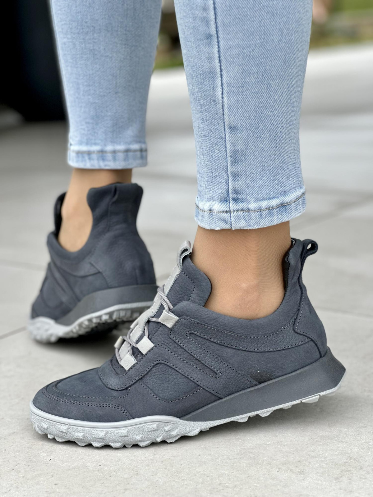 Szare sneakersy damskie OLEKSY ze skóry naturalnej polskiej produkcji