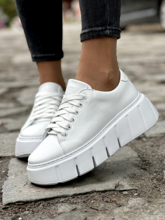 Nowoczesne sneakersy OLEKSY ze skóry Polskiej produkcji Nowoczesne sneakersy OLEKSY ze skóry Polskiej produkcji