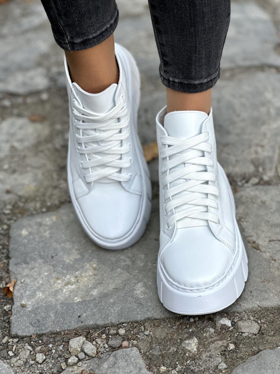 Białe sneakersy damskie skórzane OLEKSY polskiej produkcji Białe sneakersy damskie skórzane OLEKSY polskiej produkcji