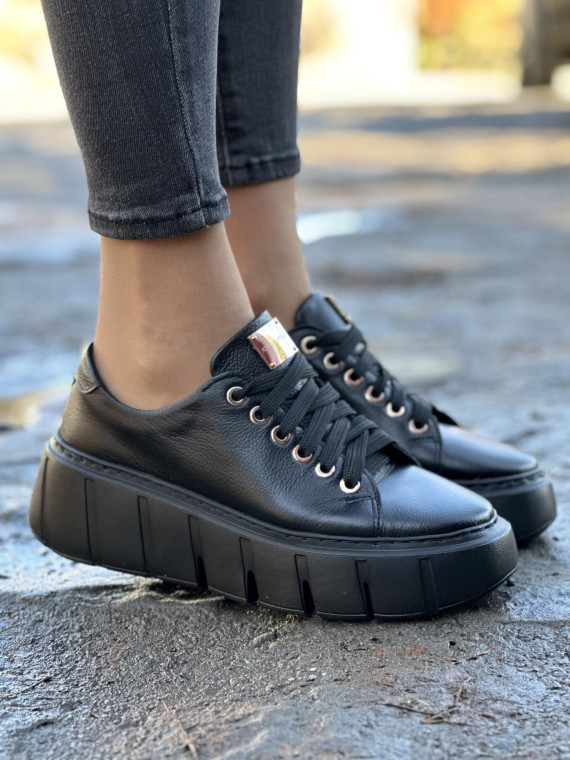 Sneakersy OLEKSY ze skóry Polskiej produkcji Sneakersy OLEKSY ze skóry Polskiej produkcji