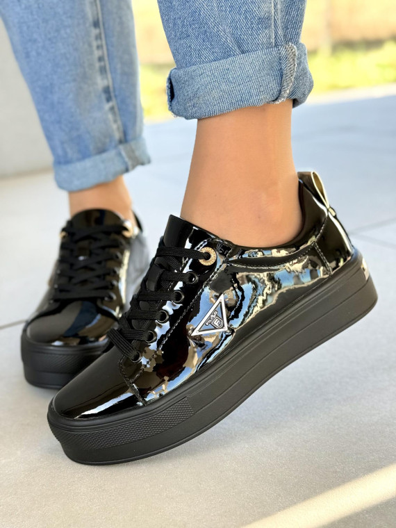 Sneakersy damskie ze skóry naturalnej Sneakersy damskie ze skóry naturalnej