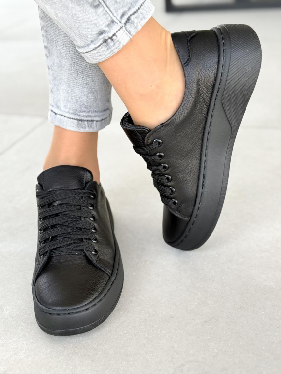Sneakers ze skóry naturalnej OLEKSY Polskiej produkcji Sneakers ze skóry naturalnej OLEKSY Polskiej produkcji